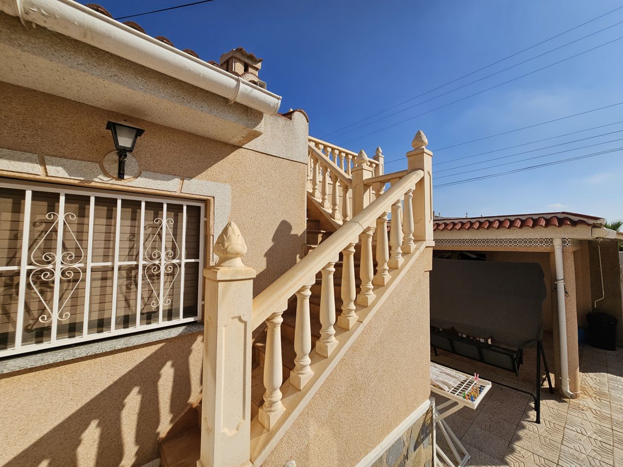 Villa a Rojales, Alicante, Spagna 3 camere da letto, 170 mq. N° 78853