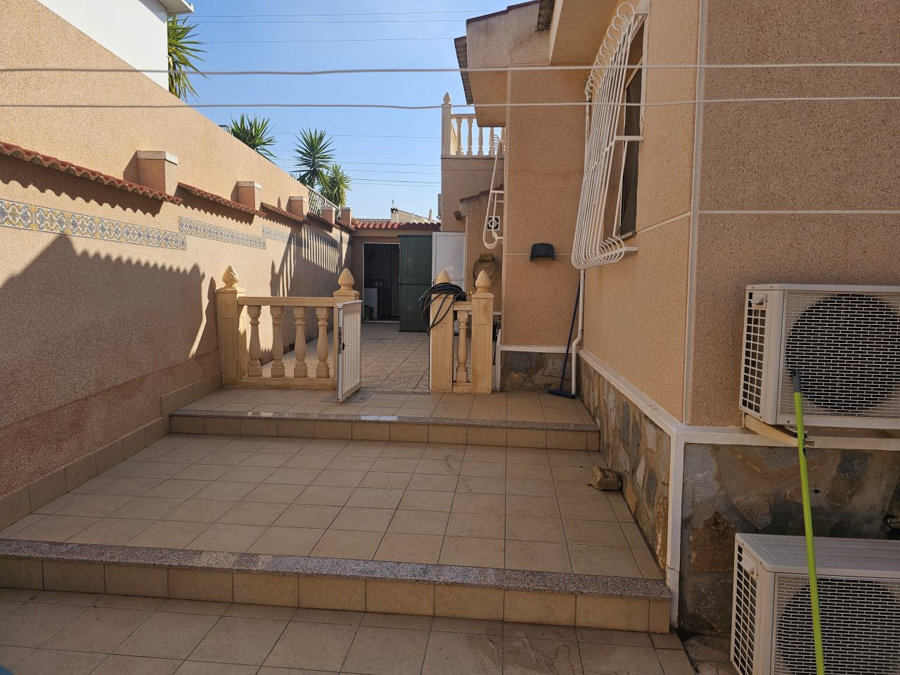 Villa a Rojales, Alicante, Spagna 3 camere da letto, 170 mq. N° 78853