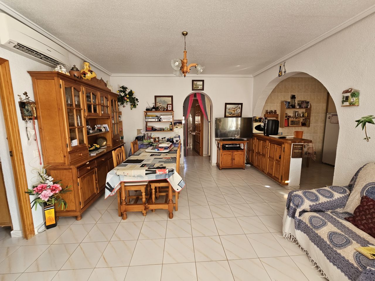 Villa a Rojales, Alicante, Spagna 3 camere da letto, 170 mq. N° 78853