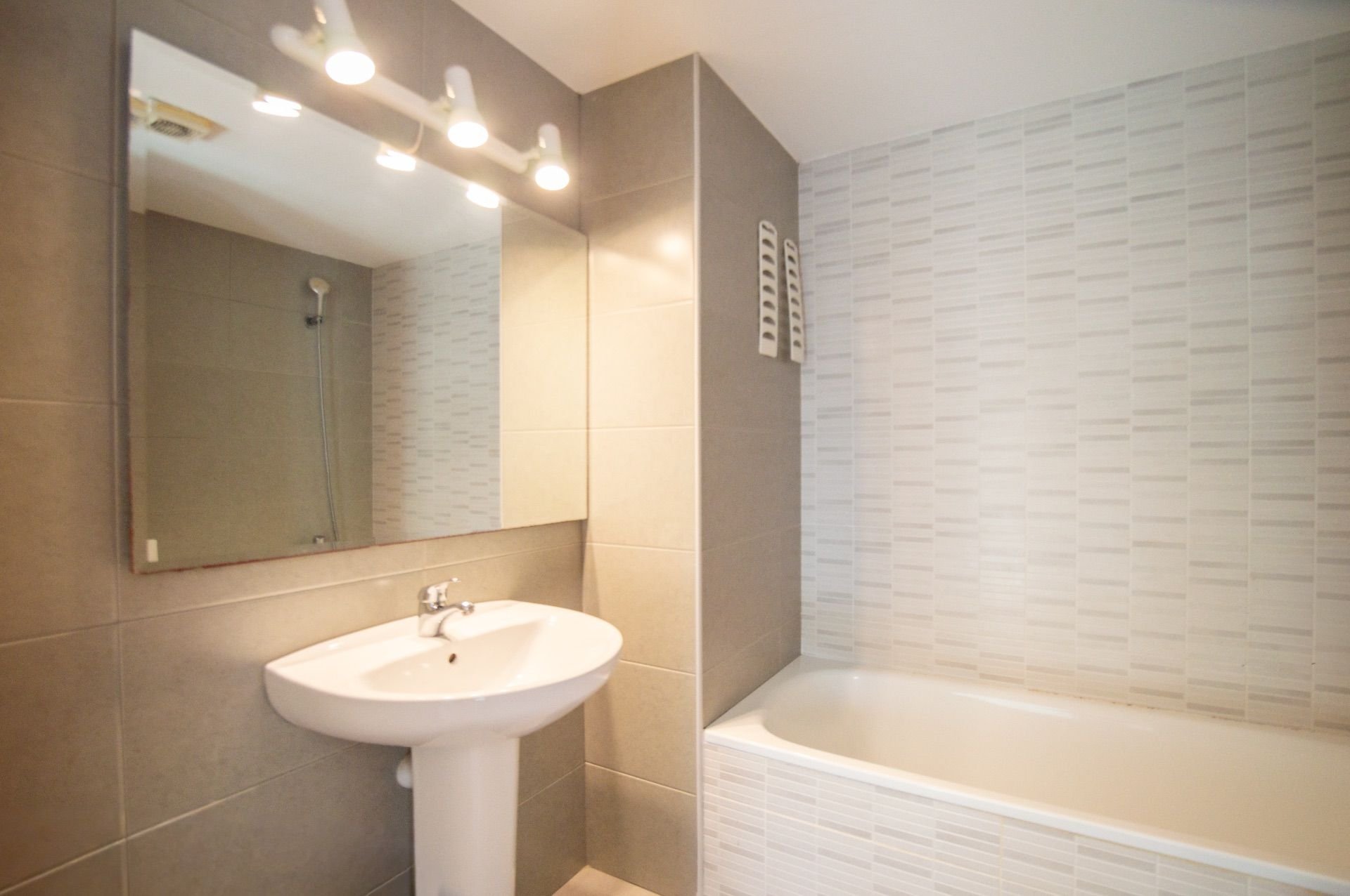 Apartment in Blanes, Girona, Spain 2 bedrooms, 51 sq.m. No. 178164