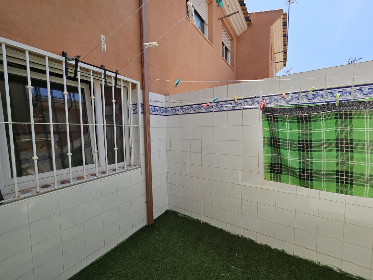Kaupunkipientalo Torre de la Horadada, Alicante, Espanja 4 makuuhuonetta, 145 m2 No. 148916