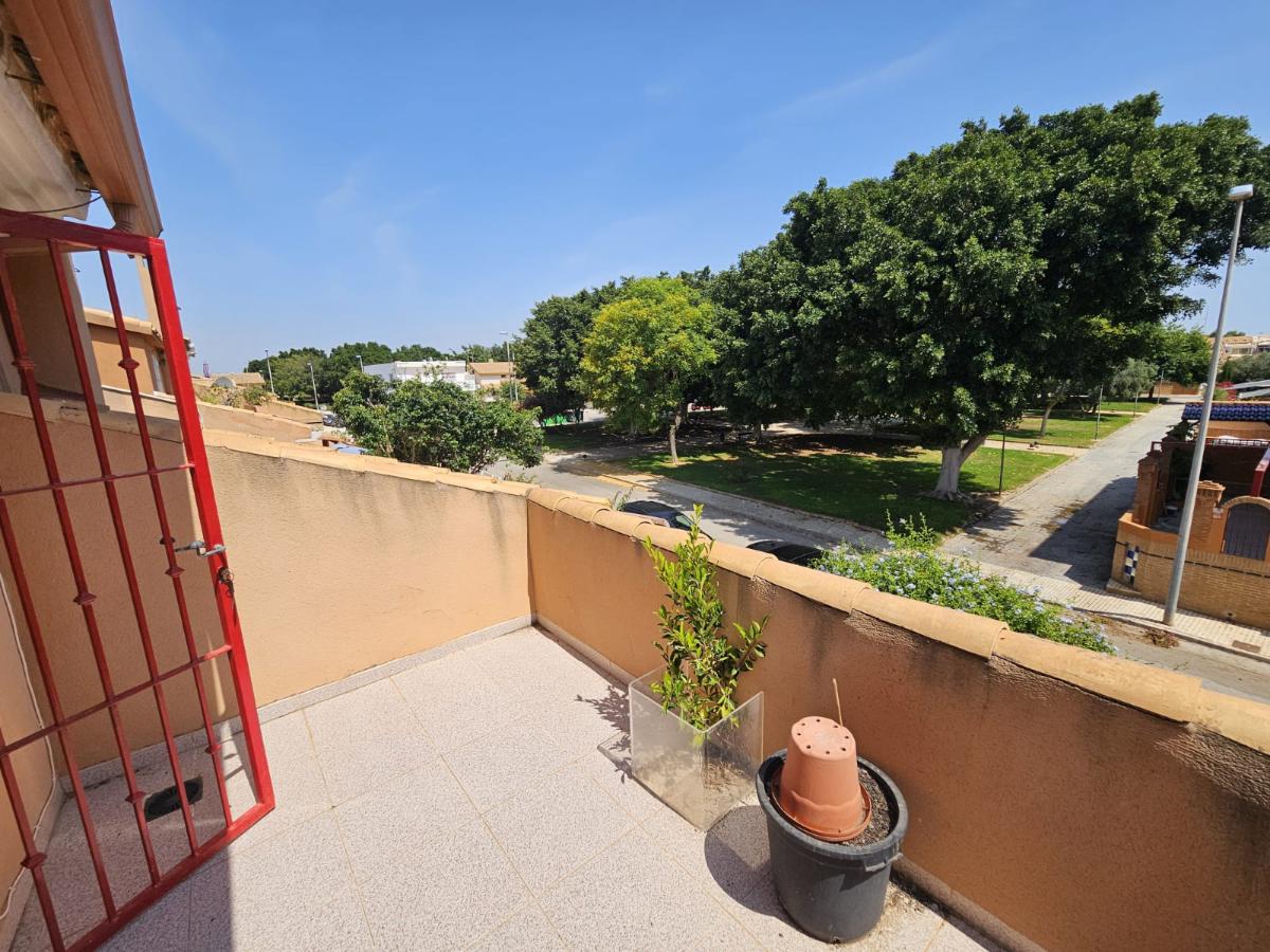 Kaupunkipientalo Torre de la Horadada, Alicante, Espanja 4 makuuhuonetta, 145 m2 No. 148916