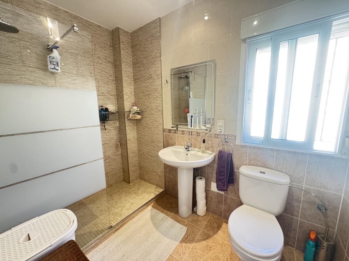 Villa in Villamartin, Alicante, Spain 3 bedrooms, 100 sq.m. No. 148921