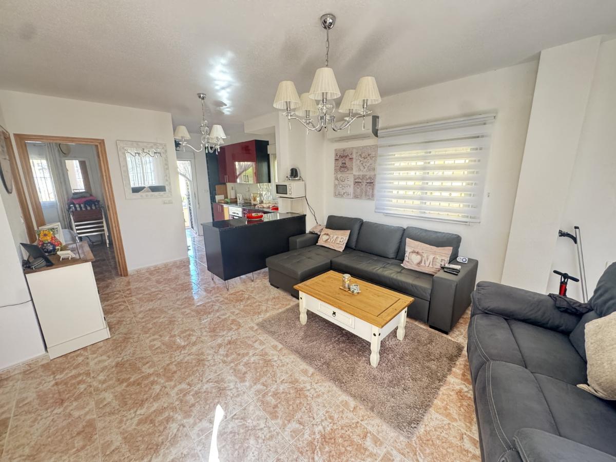 Villa in Villamartin, Alicante, Spain 3 bedrooms, 100 sq.m. No. 148921