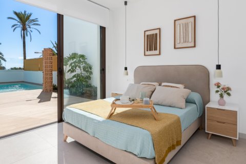 Huvila SERENA BREEZE 2 Villas, Los Alcazares, Murcia, Espanja 3 makuuhuonetta, 102.36 m2 No. 156123