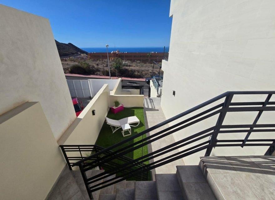 Villa i Tenerife, Spanien 3 sovrum, 350 kvm. Nr. 194732