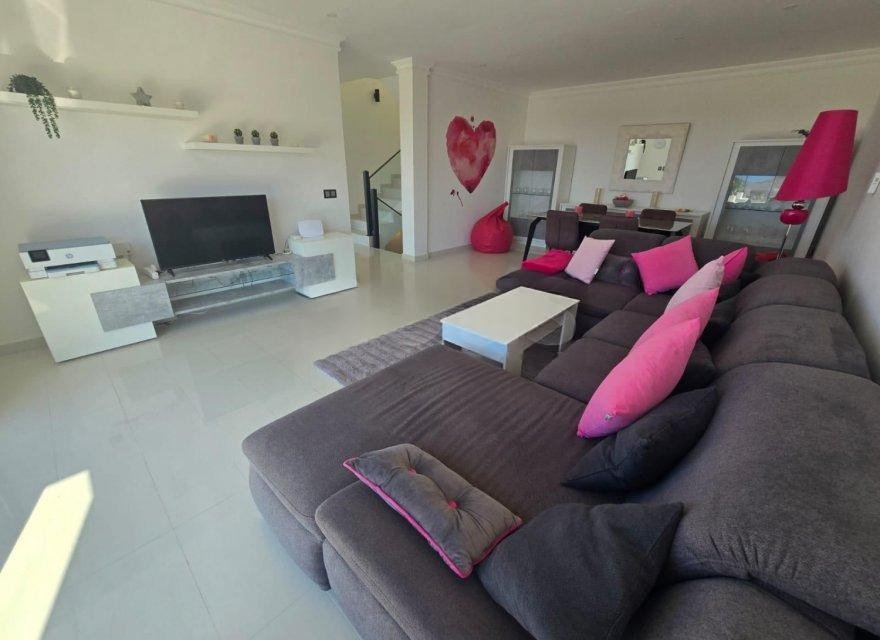 Villa i Tenerife, Spanien 3 sovrum, 350 kvm. Nr. 194732