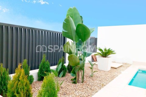 Villa in Torrevieja, Alicante, Spain 3 bedrooms, 167 sq.m. No. 194768