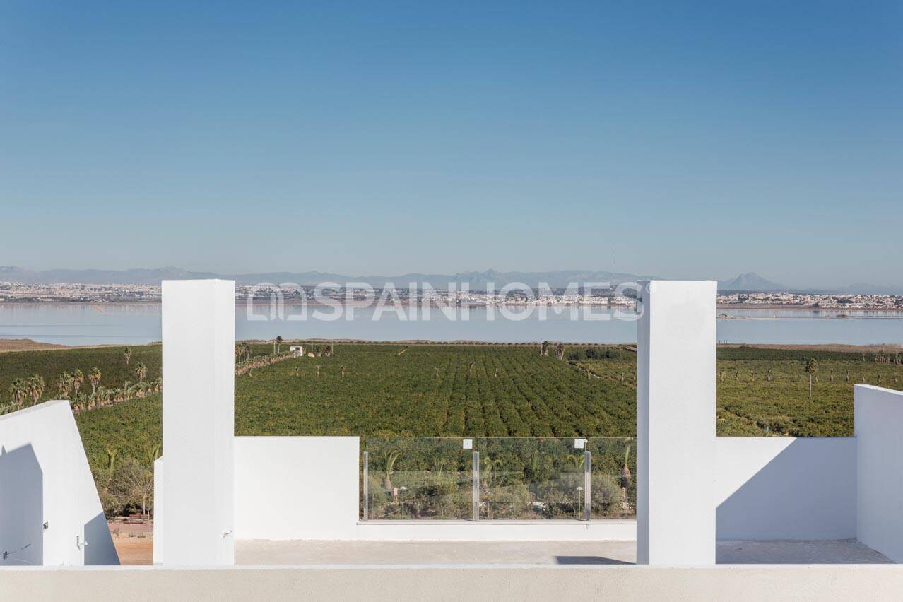 Villa i Torrevieja, Alicante, Spanien 3 sovrum, 167 kvm. Nr. 194768