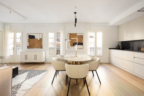 Apartamento en Barcelona, España 3 dormitorios, 108 m2 No. 150774