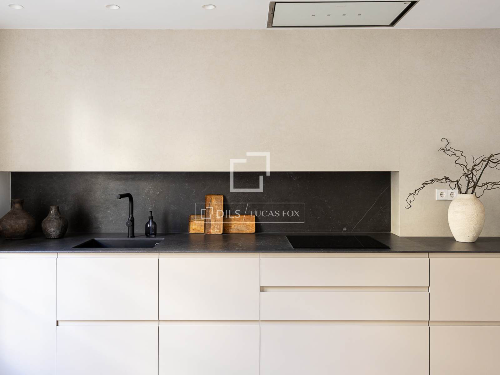 Apartment in Barcelona, Spain 3 bedrooms, 108 sq.m. No. 150771