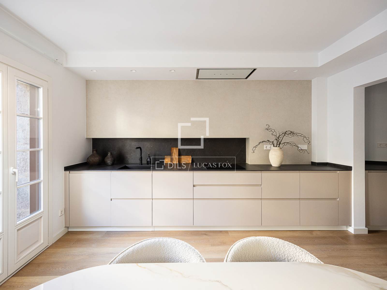 Apartment in Barcelona, Spain 3 bedrooms, 108 sq.m. No. 150771