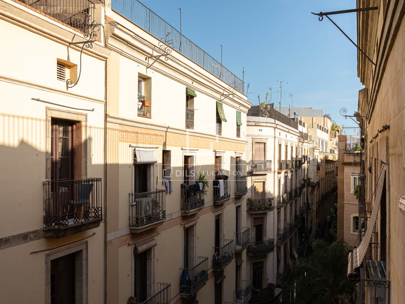 Apartment in Barcelona, Spain 3 bedrooms, 108 sq.m. No. 150771