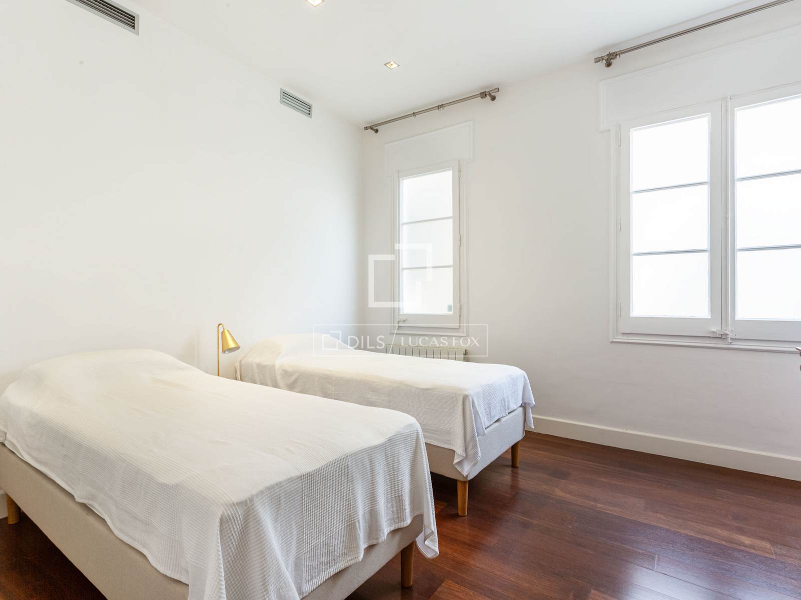 Wohnung in Barcelona, Spanien 5 Schlafzimmer, 255 m2 Nr. 150769