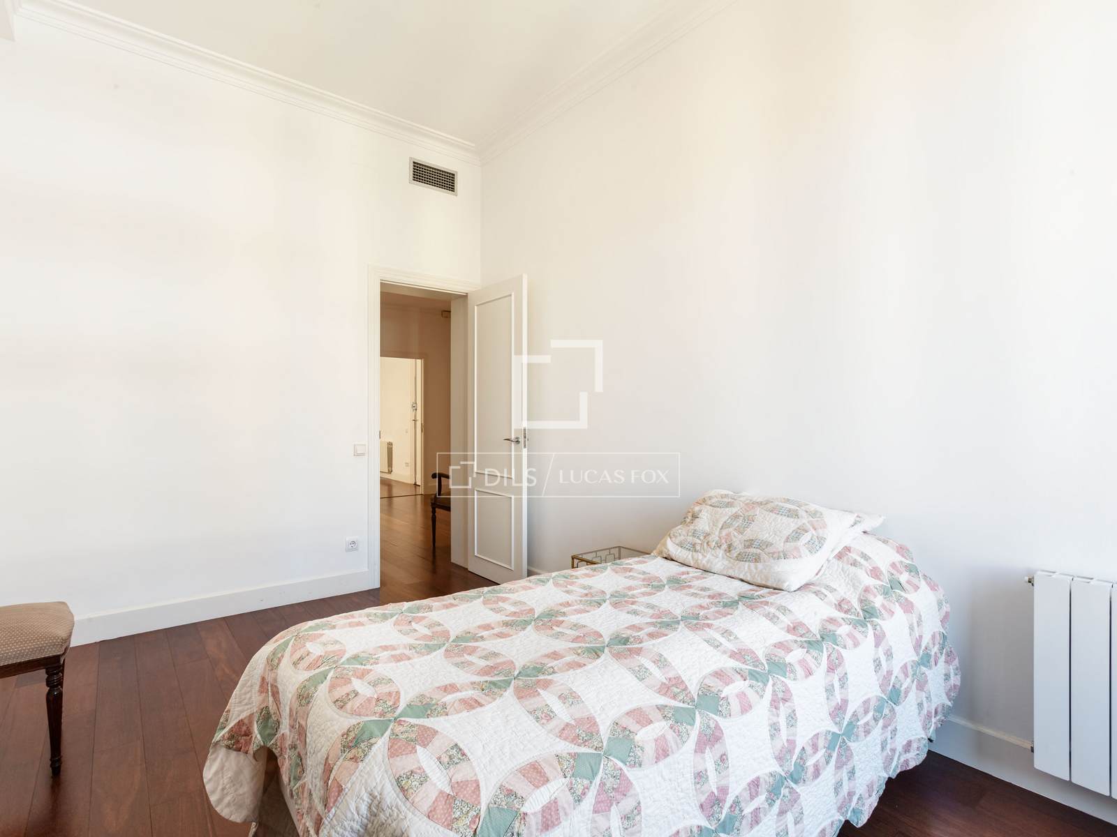 Wohnung in Barcelona, Spanien 5 Schlafzimmer, 255 m2 Nr. 150769