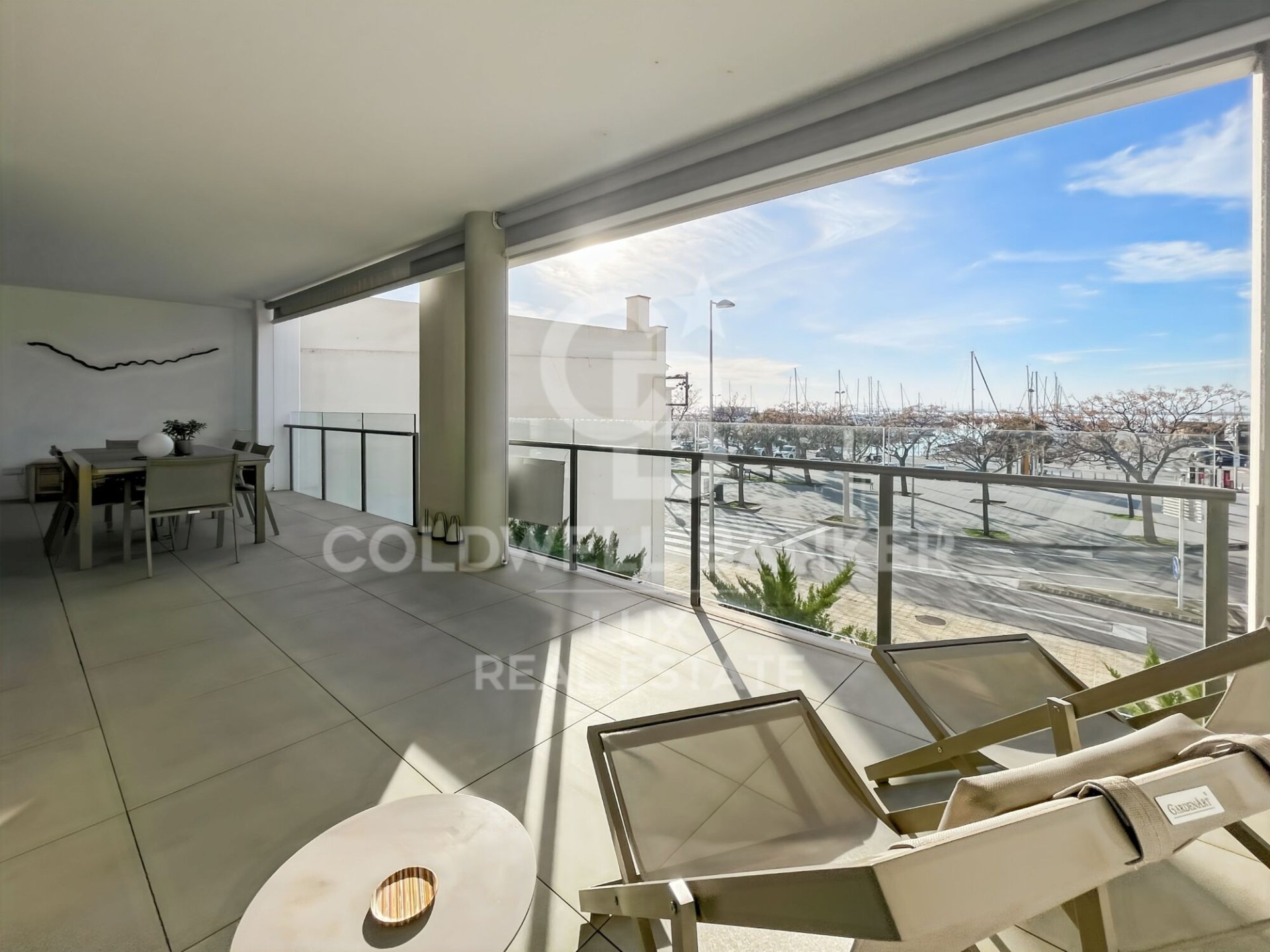 Apartment in Roses, Girona, Spain 4 bedrooms, 186 sq.m. No. 159728