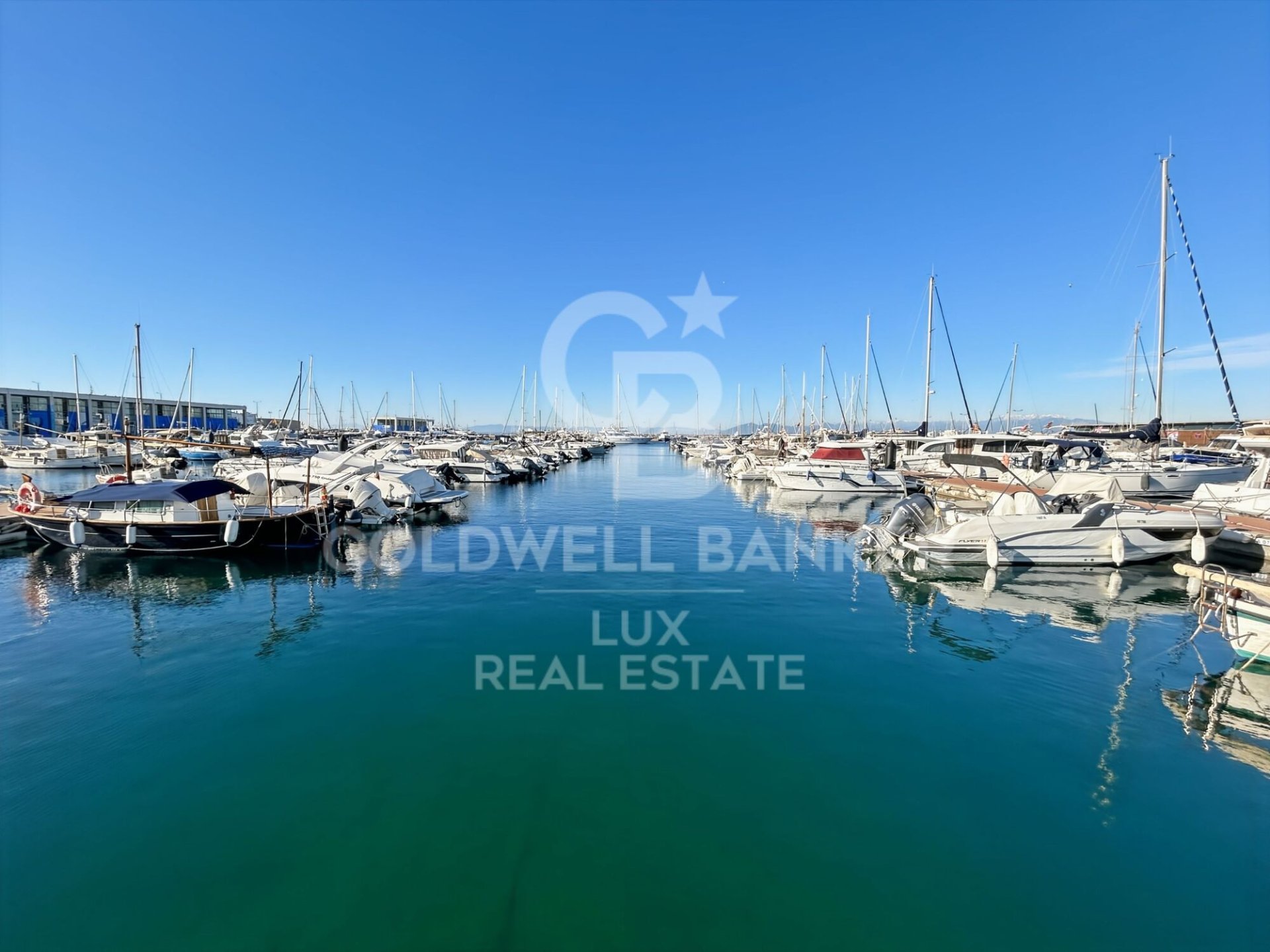 Apartment in Roses, Girona, Spain 4 bedrooms, 186 sq.m. No. 159728