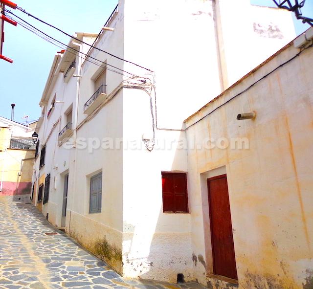 Hus i Sufli, Almeria, Spanien 4 sovrum, 130 kvm. Nr. 184089