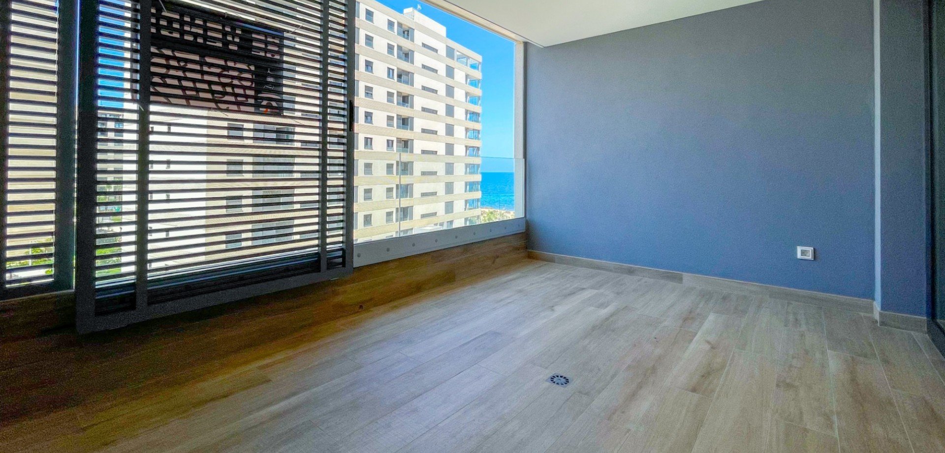Apartamento en Alicante, España 3 dormitorios, 146 m2 No. 190023
