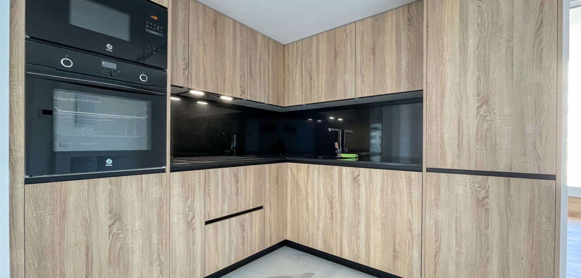 Apartamento en Alicante, España 3 dormitorios, 146 m2 No. 190023