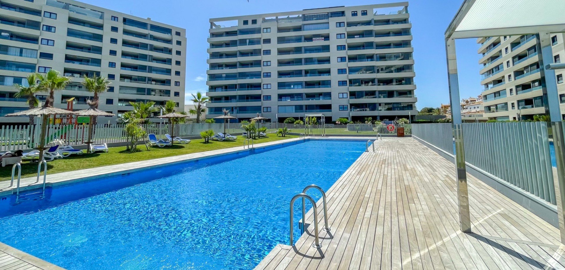 Apartamento en Alicante, España 3 dormitorios, 146 m2 No. 190023
