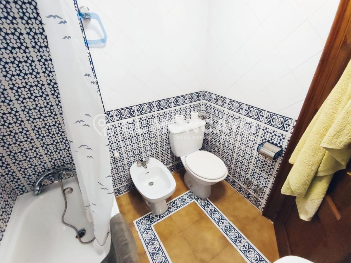 House à Guardamar del Segura, Alicante, Espagne 5 chambres, 139 m2 No. 149053