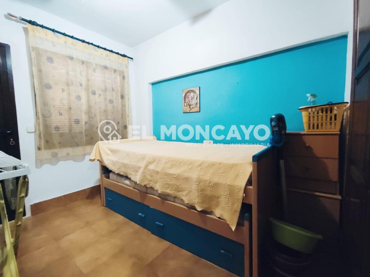 House à Guardamar del Segura, Alicante, Espagne 5 chambres, 139 m2 No. 149053
