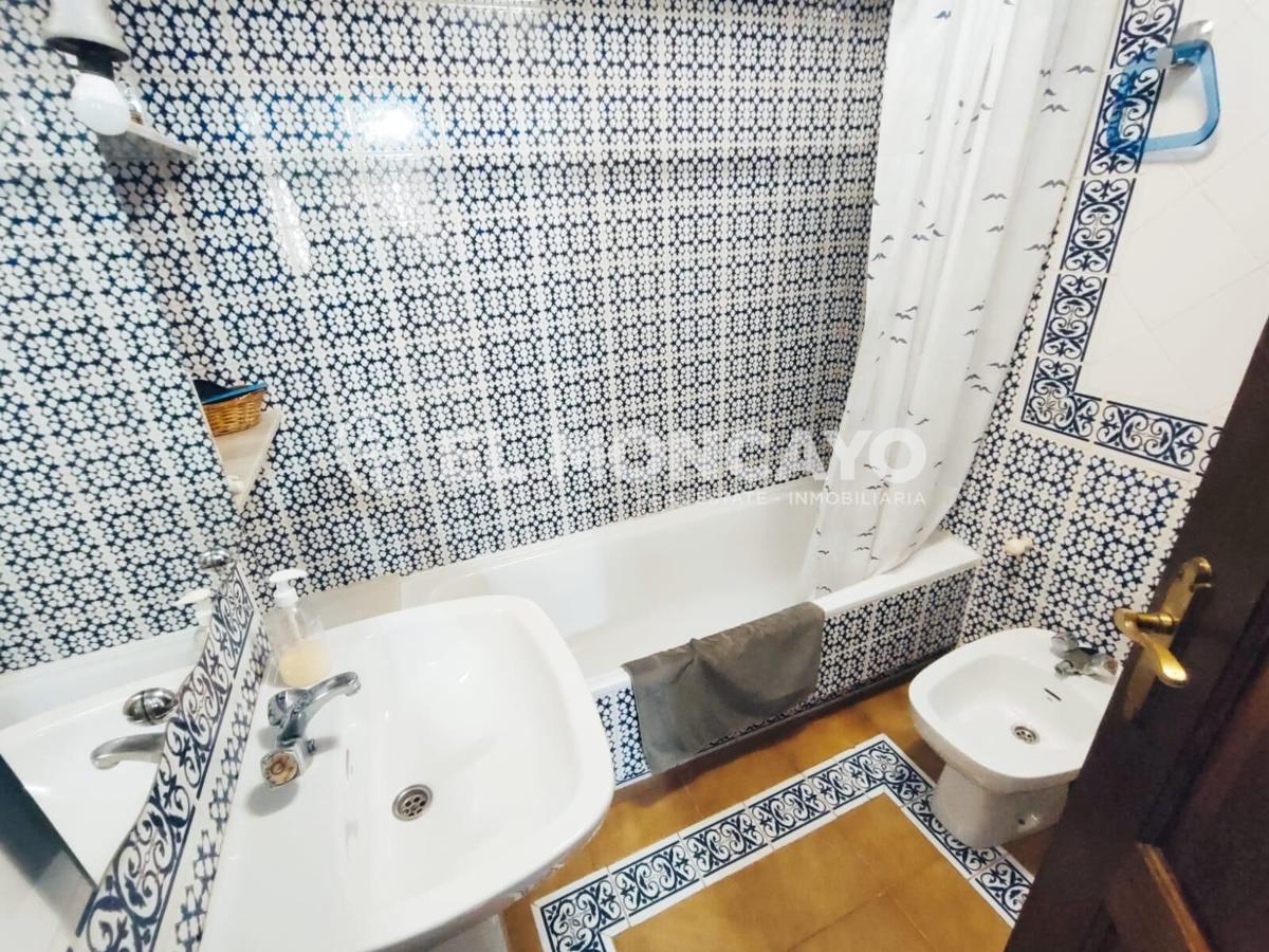 House à Guardamar del Segura, Alicante, Espagne 5 chambres, 139 m2 No. 149053
