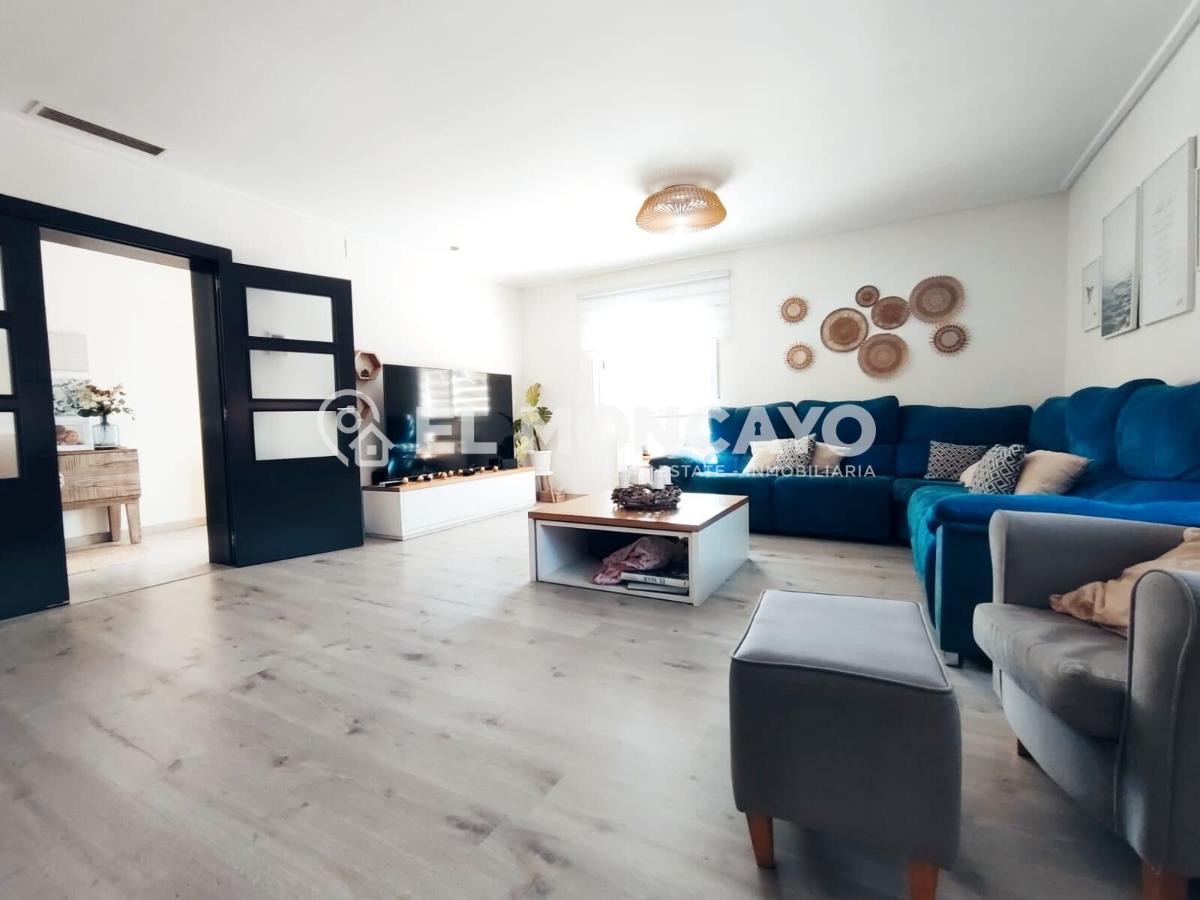 Villa Alicante, Spānijā 3 istabas, 337 m2 Nr. 149049