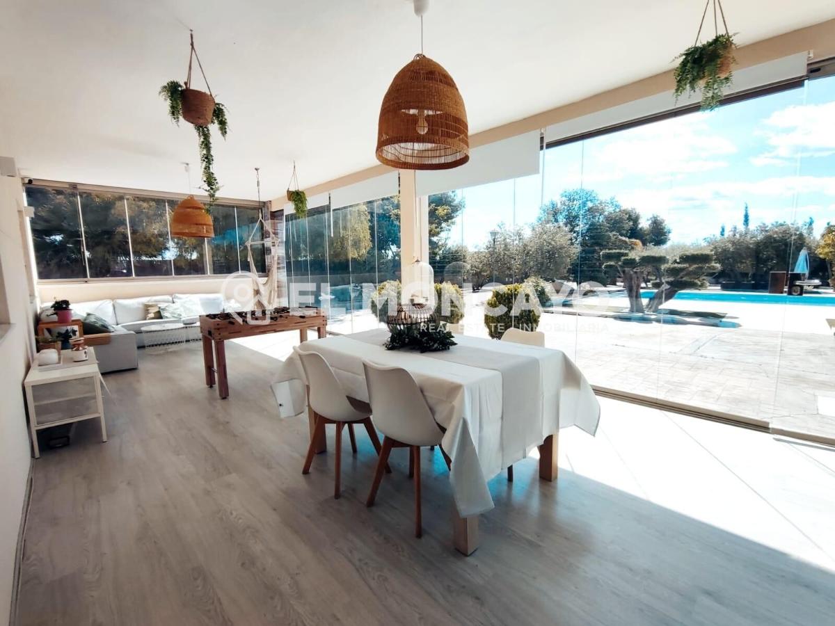 Villa Alicante, Spānijā 3 istabas, 337 m2 Nr. 149049