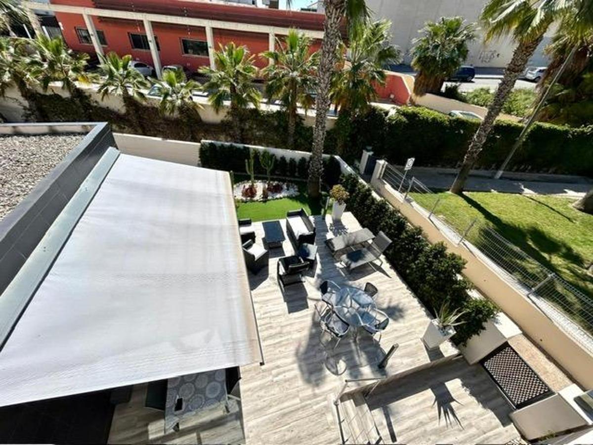 Villa in Alicante, Spanien 2 Schlafzimmer, 79 m2 Nr. 149048