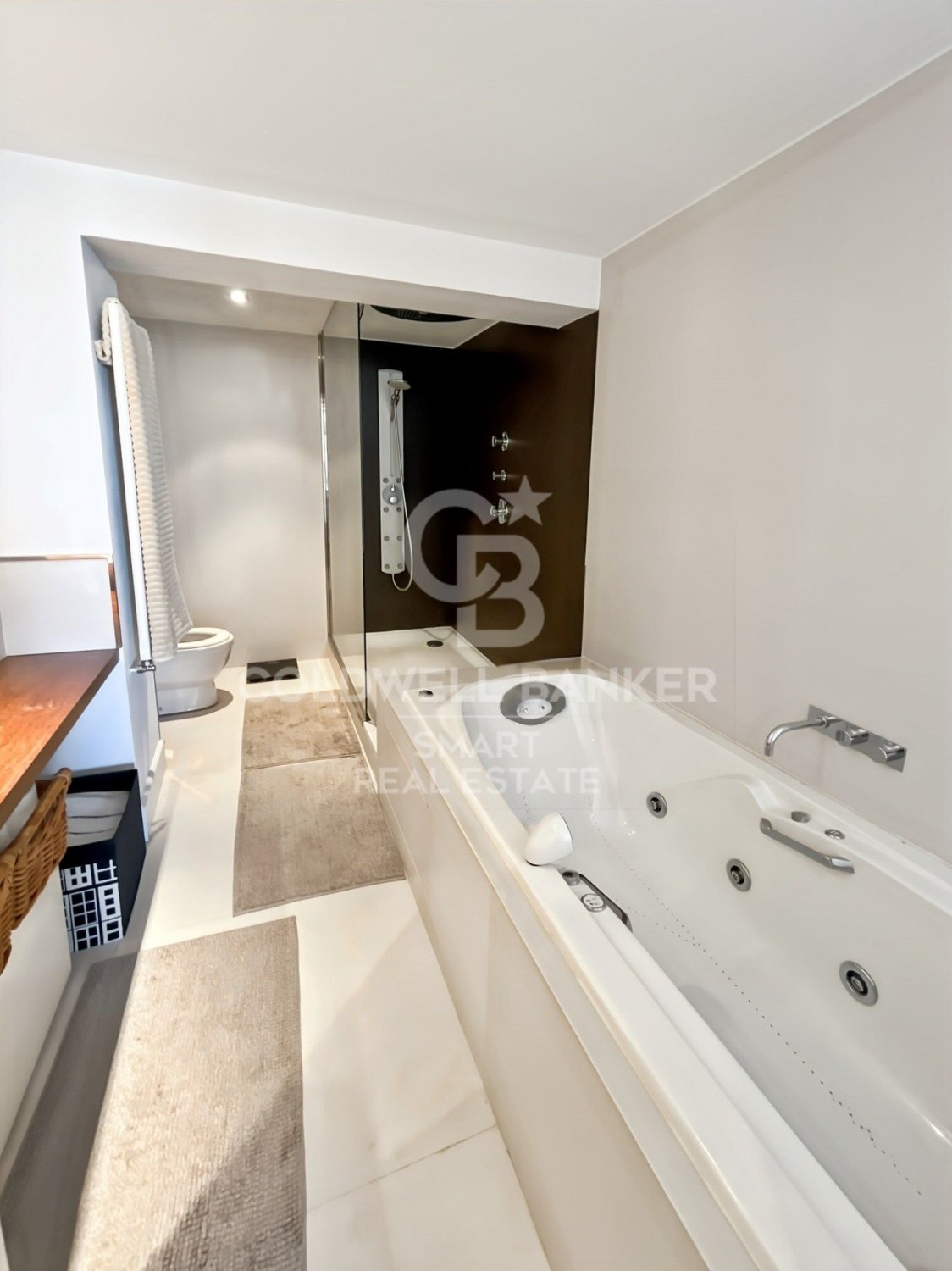 Apartment à A Coruna, Espagne 1 chambre, 102 m2 No. 178756