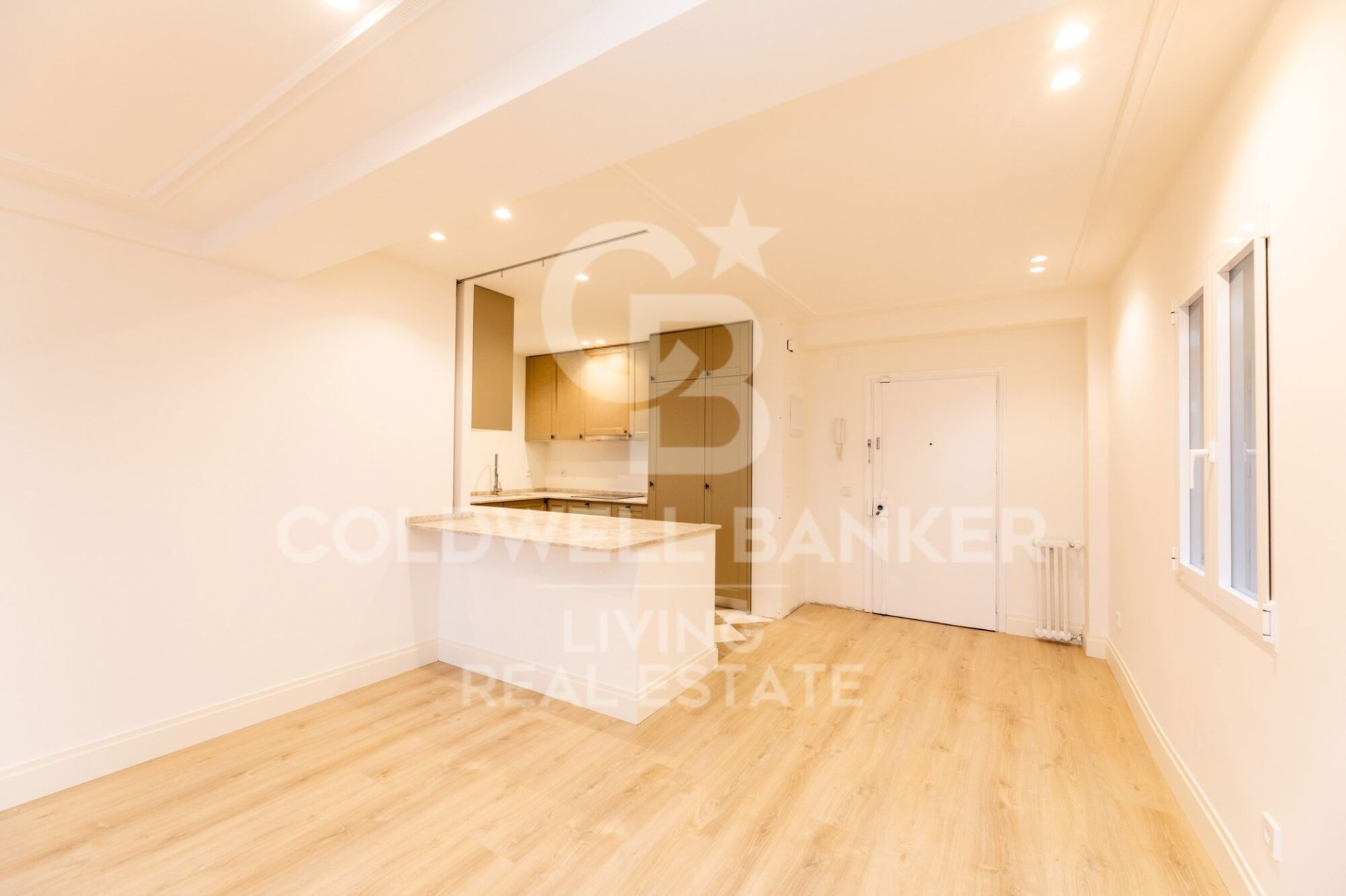 Apartment à Madrid, Espagne 3 chambres, 123 m2 No. 178754