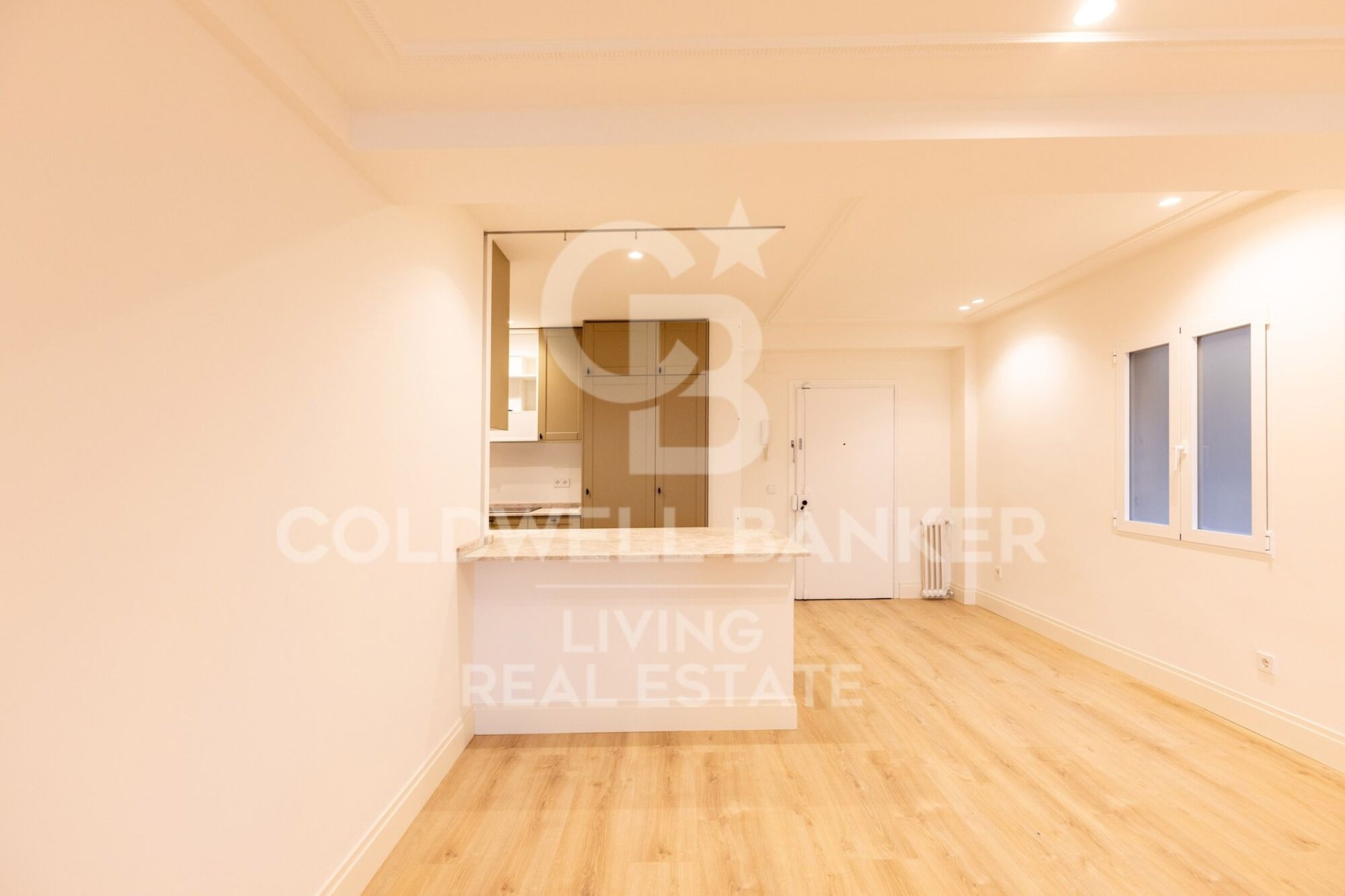 Apartment à Madrid, Espagne 3 chambres, 123 m2 No. 178754