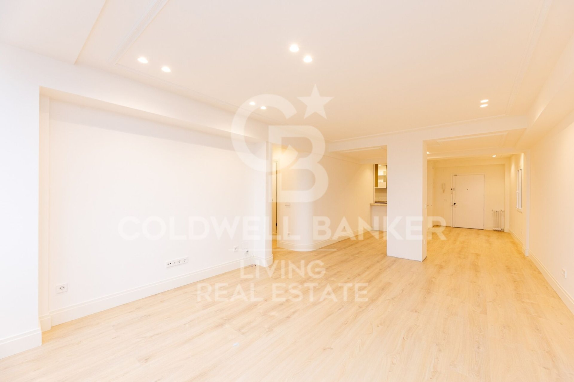 Apartment à Madrid, Espagne 3 chambres, 123 m2 No. 178754