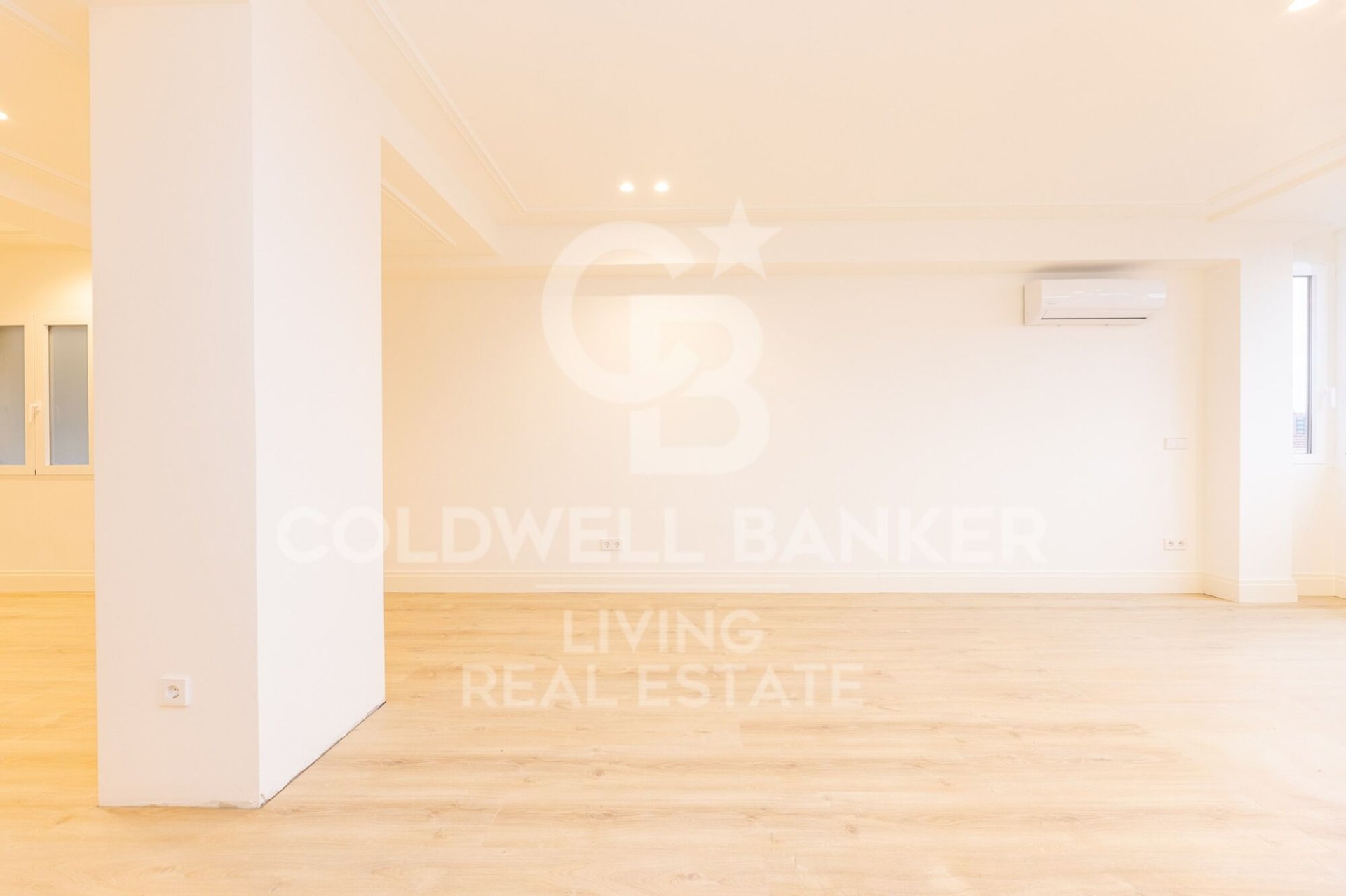 Apartment à Madrid, Espagne 3 chambres, 123 m2 No. 178754