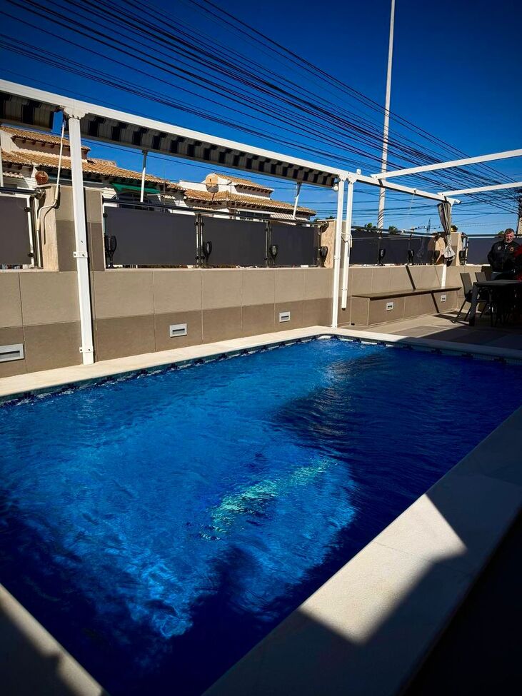 Huvila Torrevieja, Alicante, Espanja 5 makuuhuonetta, 240 m2 No. 156173