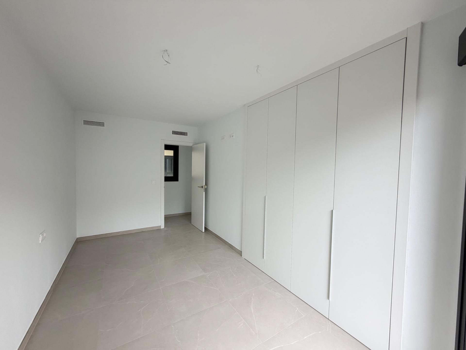 Huoneisto La Florida, Alicante, Espanja 3 makuuhuonetta, 159 m2 No. 194062