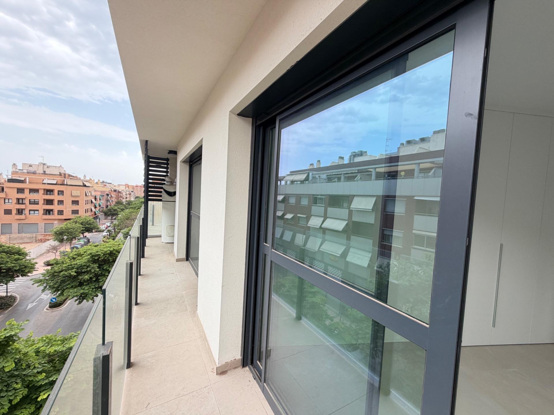 Huoneisto La Florida, Alicante, Espanja 3 makuuhuonetta, 159 m2 No. 194062