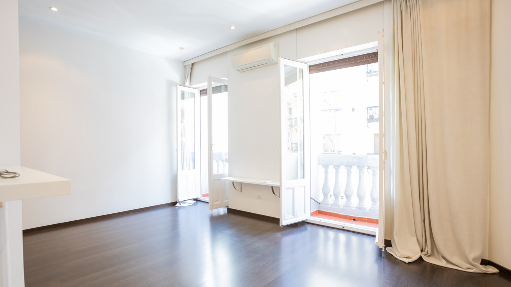 Apartamento en Madrid, España 2 dormitorios, 95 m2 No. 194066