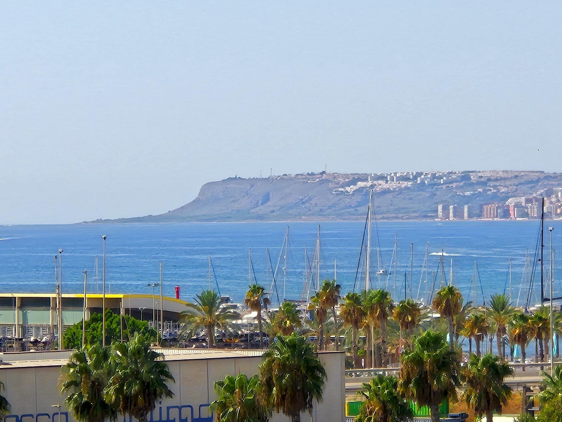 Huoneisto Alicante, Espanja 2 makuuhuonetta, 96 m2 No. 194065