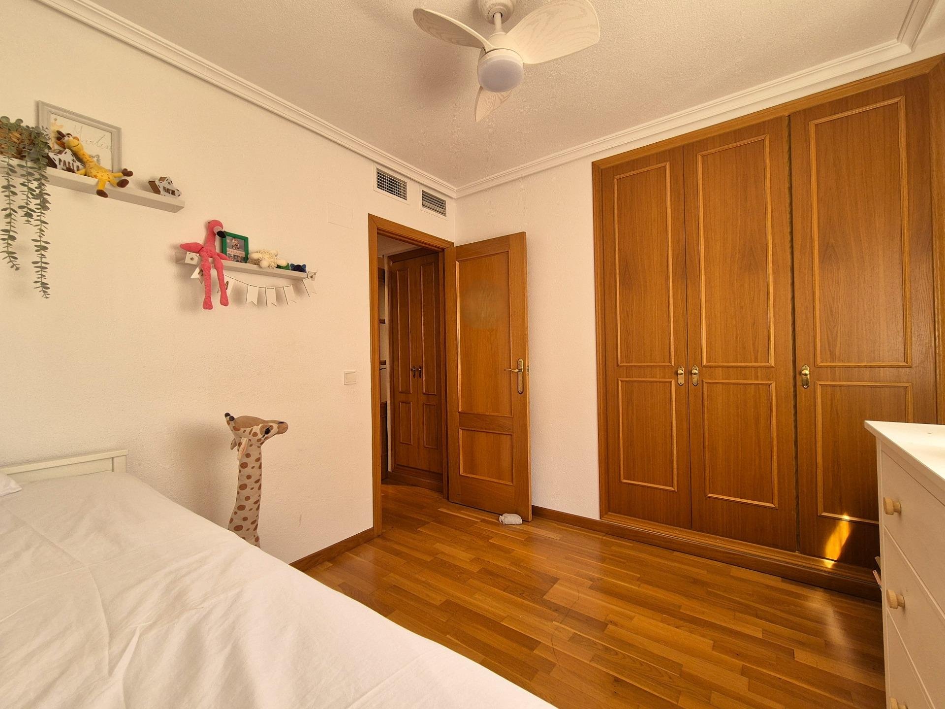 Huoneisto Alicante, Espanja 2 makuuhuonetta, 96 m2 No. 194065