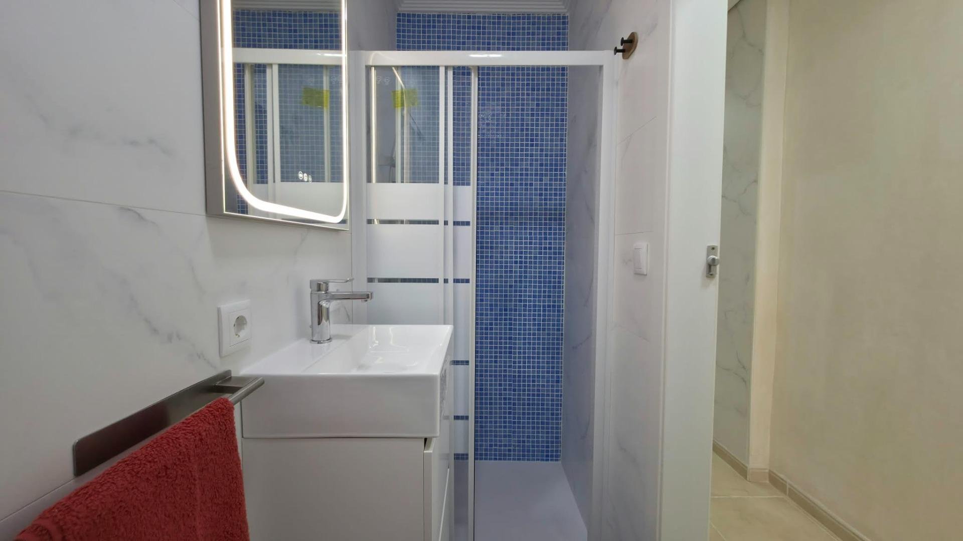 Huoneisto Nueva Torrevieja, Alicante, Espanja 2 makuuhuonetta, 73 m2 No. 194064