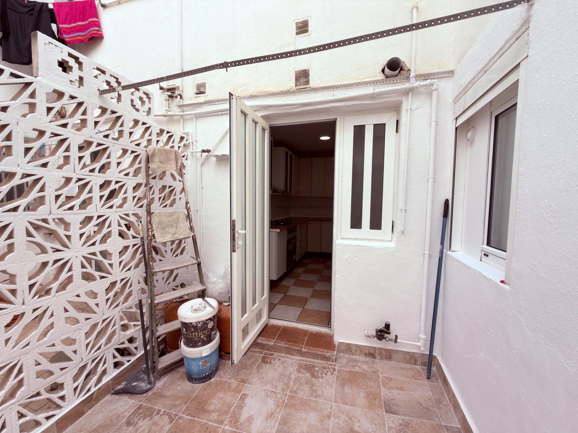 Apartment in Alicante, Spain 1 bedroom, 49 sq.m. No. 194063