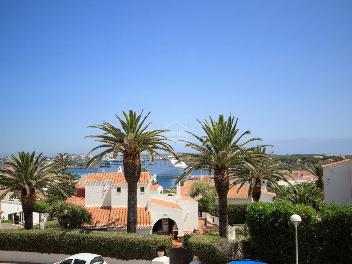 Villa in Es Castell, Menorca, Spanien 5 Schlafzimmer, 156 m2 Nr. 66974