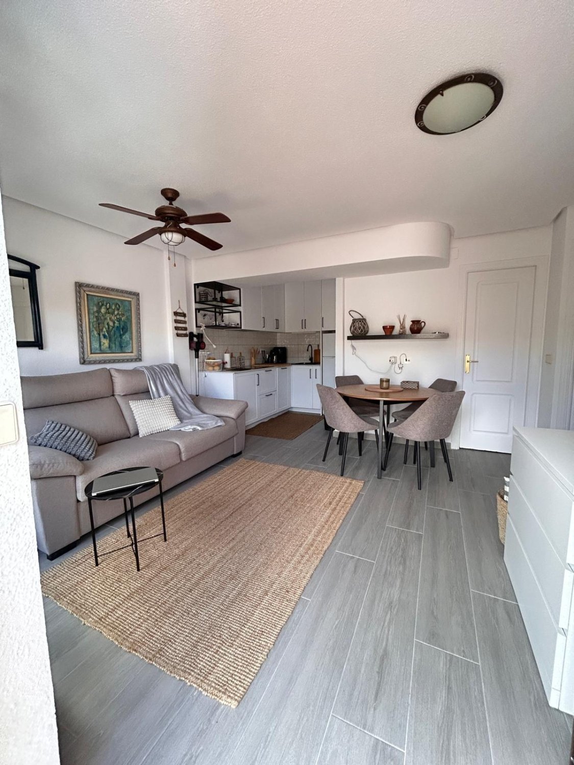 Bungalow in Torrevieja, Alicante, Spain 2 bedrooms, 55 sq.m. No. 195182