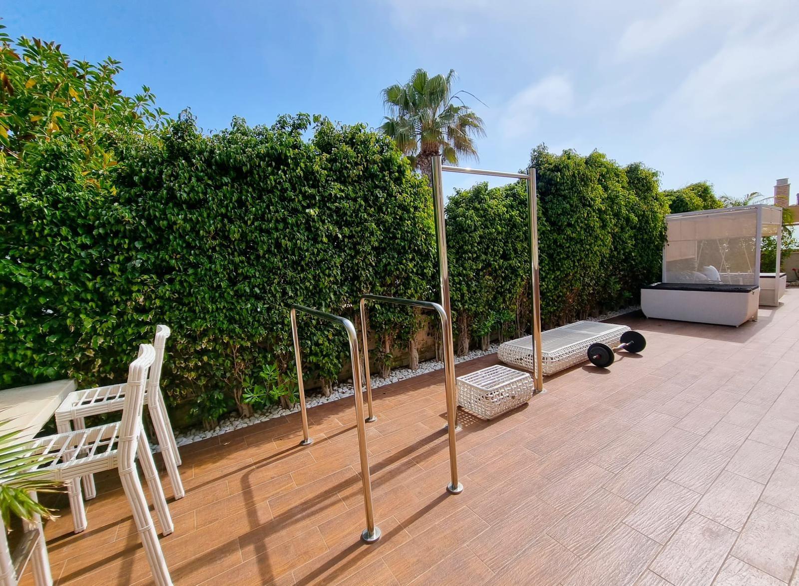 Apartment in Torrevieja, Alicante, Spain 670 sq.m. No. 195183