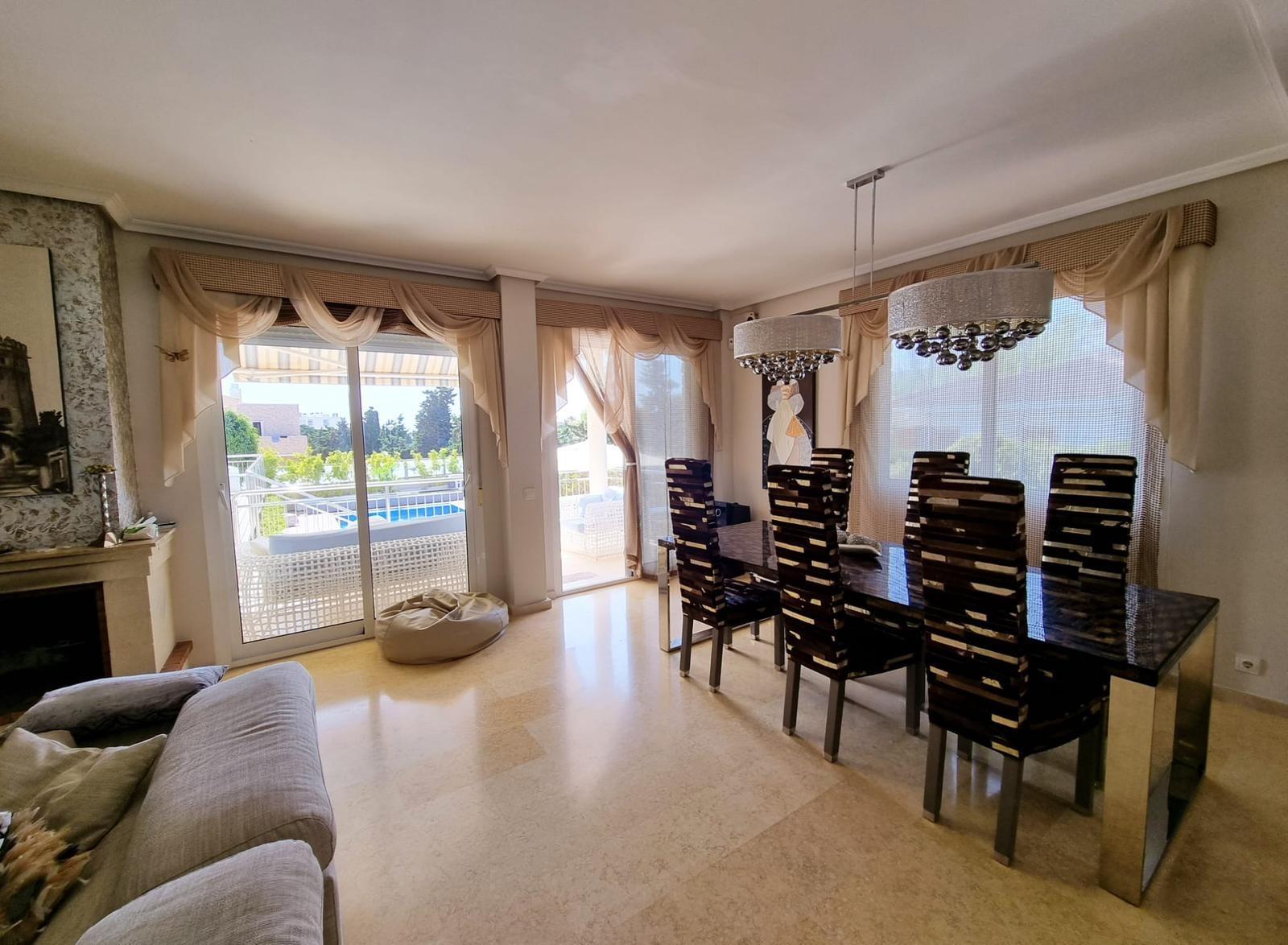 Apartment in Torrevieja, Alicante, Spain 670 sq.m. No. 195183