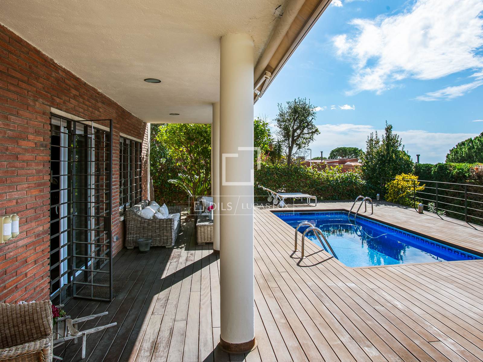 Villa a Teia, Barcelona, Spagna 6 camere da letto, 354 mq. N° 150514