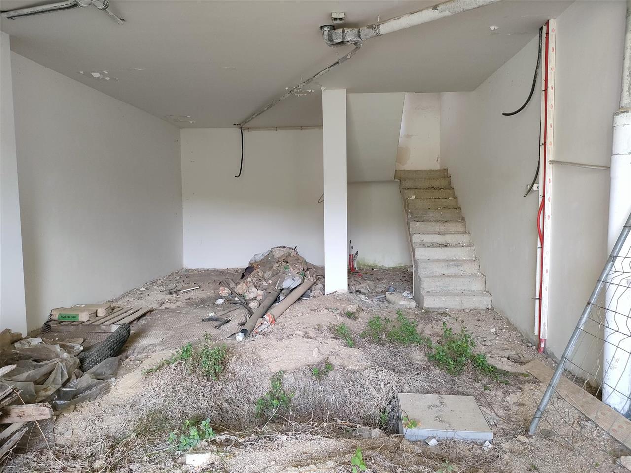 Talo Arenys de Mar, Barcelona, Espanja 1 makuuhuone, 452 m2 No. 167203